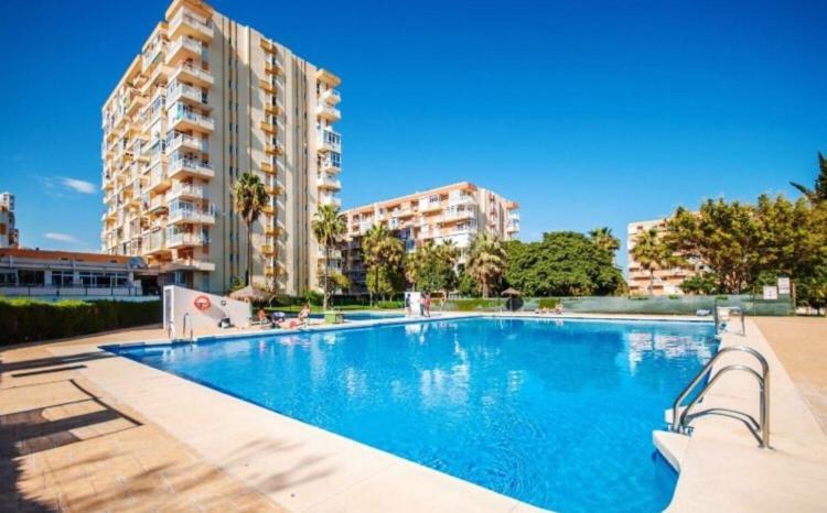 Águila apartamento con vistas al jardin Benalmádena Exterior foto