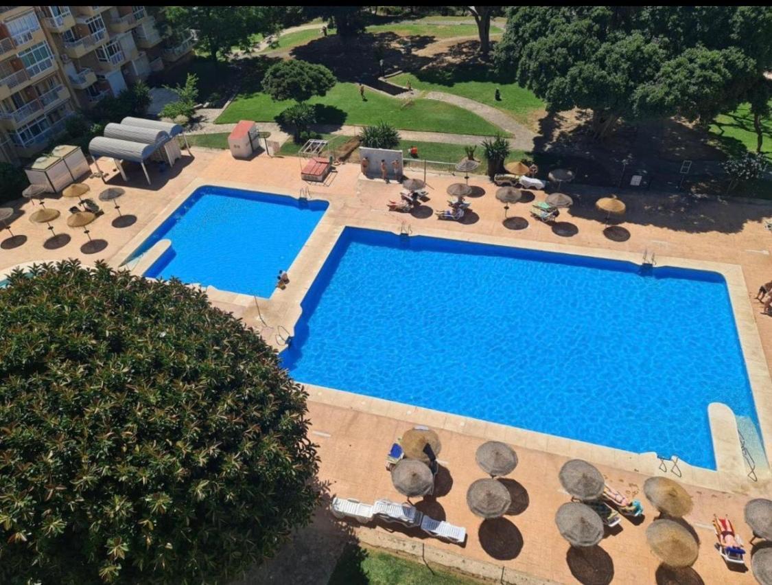 Águila apartamento con vistas al jardin Benalmádena Exterior foto