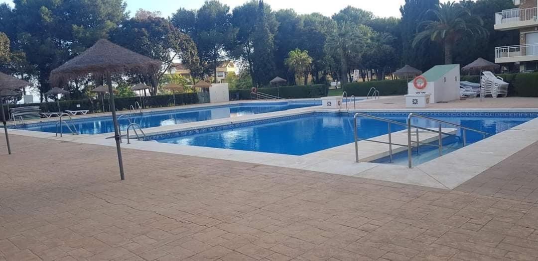 Águila apartamento con vistas al jardin Benalmádena Exterior foto