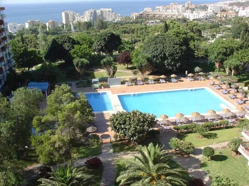 Águila apartamento con vistas al jardin Benalmádena Exterior foto